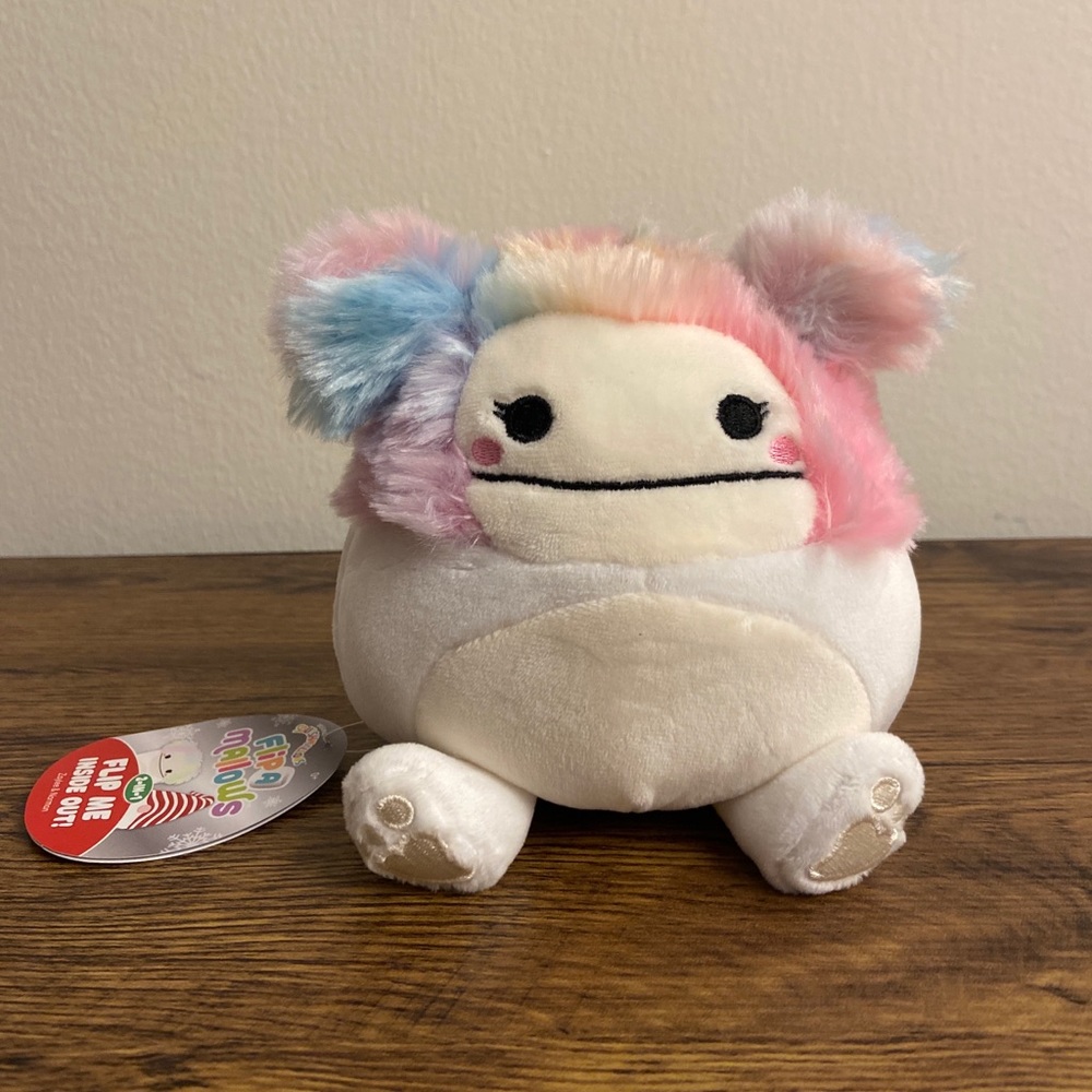 Squishmallow Zaylee Bigfoot and Norman Gnome Flip Flipamallow 5 inch NWT
